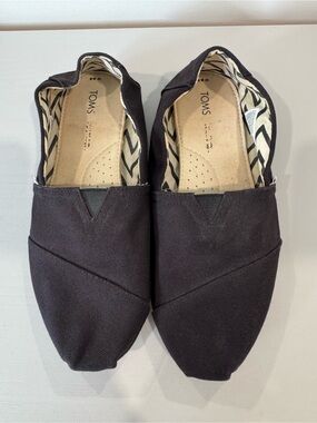 Toms Black Canvas Slip-On Flats